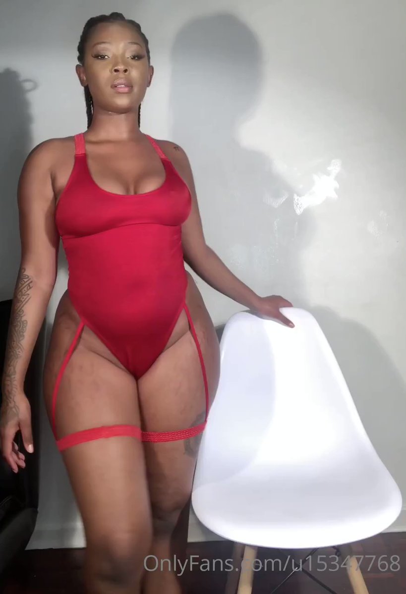 Mbali getting naked on onlyfans video.