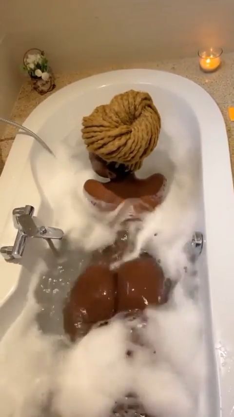 Wet ass
