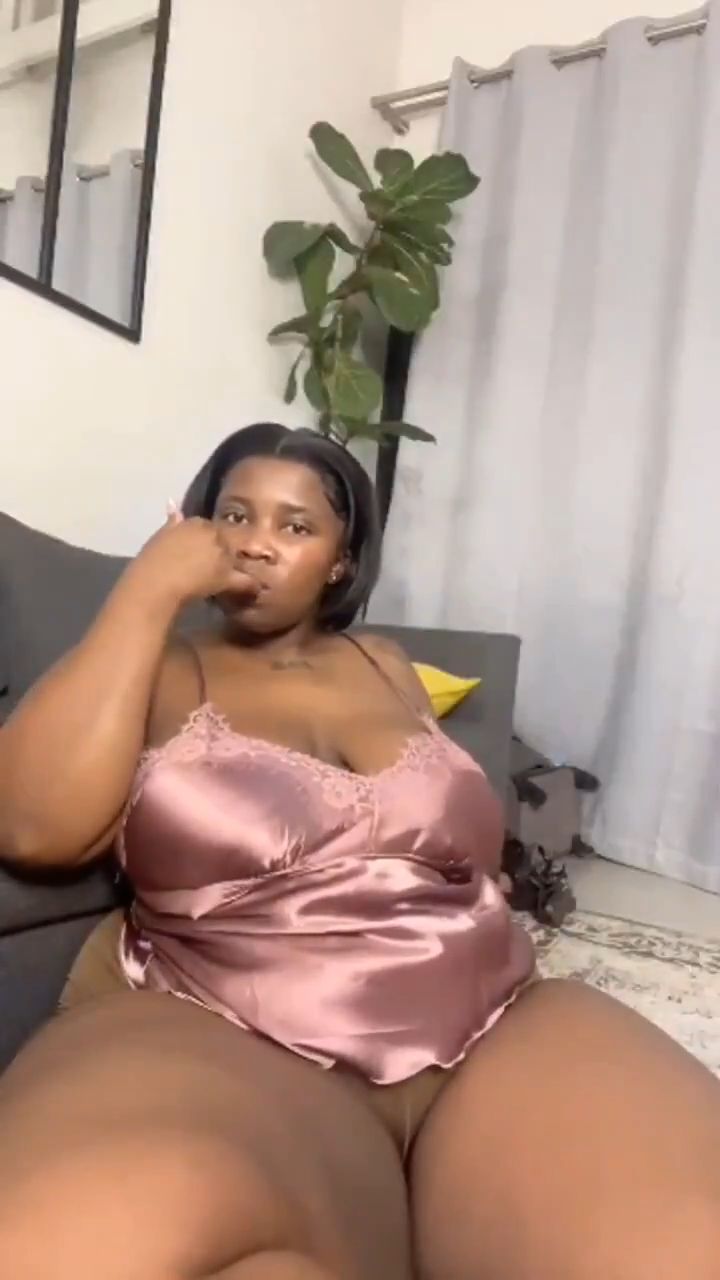 Mzansi bbw pussy milf teases!